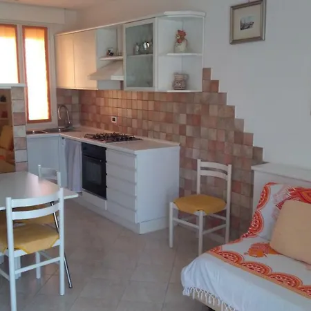 Attico Fronte Mare Apartamento